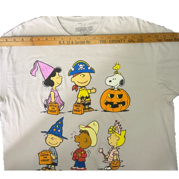 Peanuts Halloween T-Shirt XL‎ Snoopy Charlie Brown Trick or Treat - Picture 5 of 6